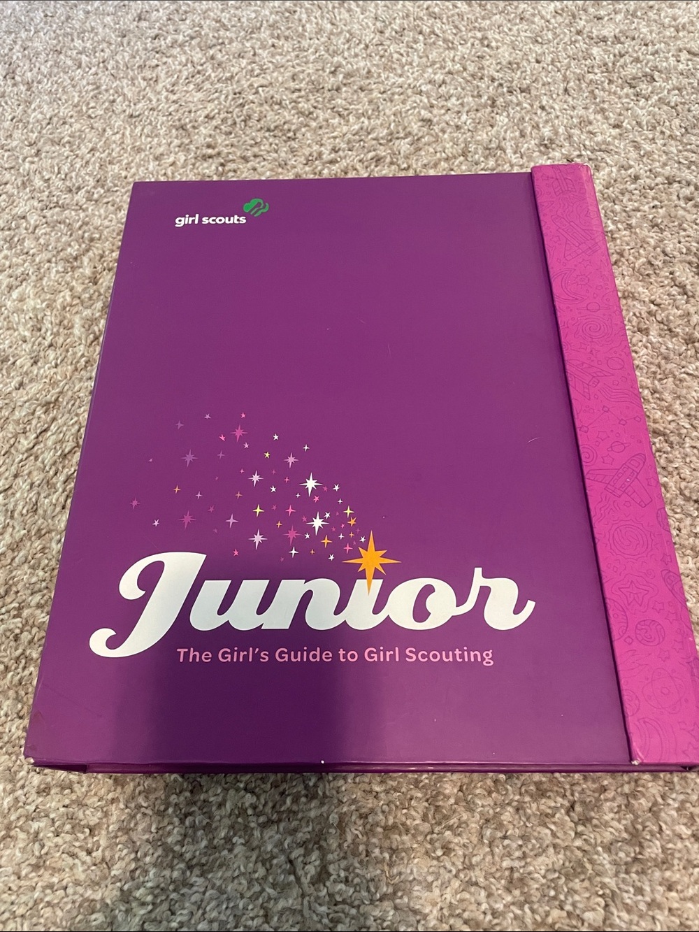 Girl Scouts Junior - Girl’s Guide to Girl Scouting Binder